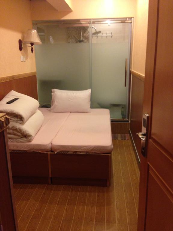 Kowloon New Hostel Экстерьер фото